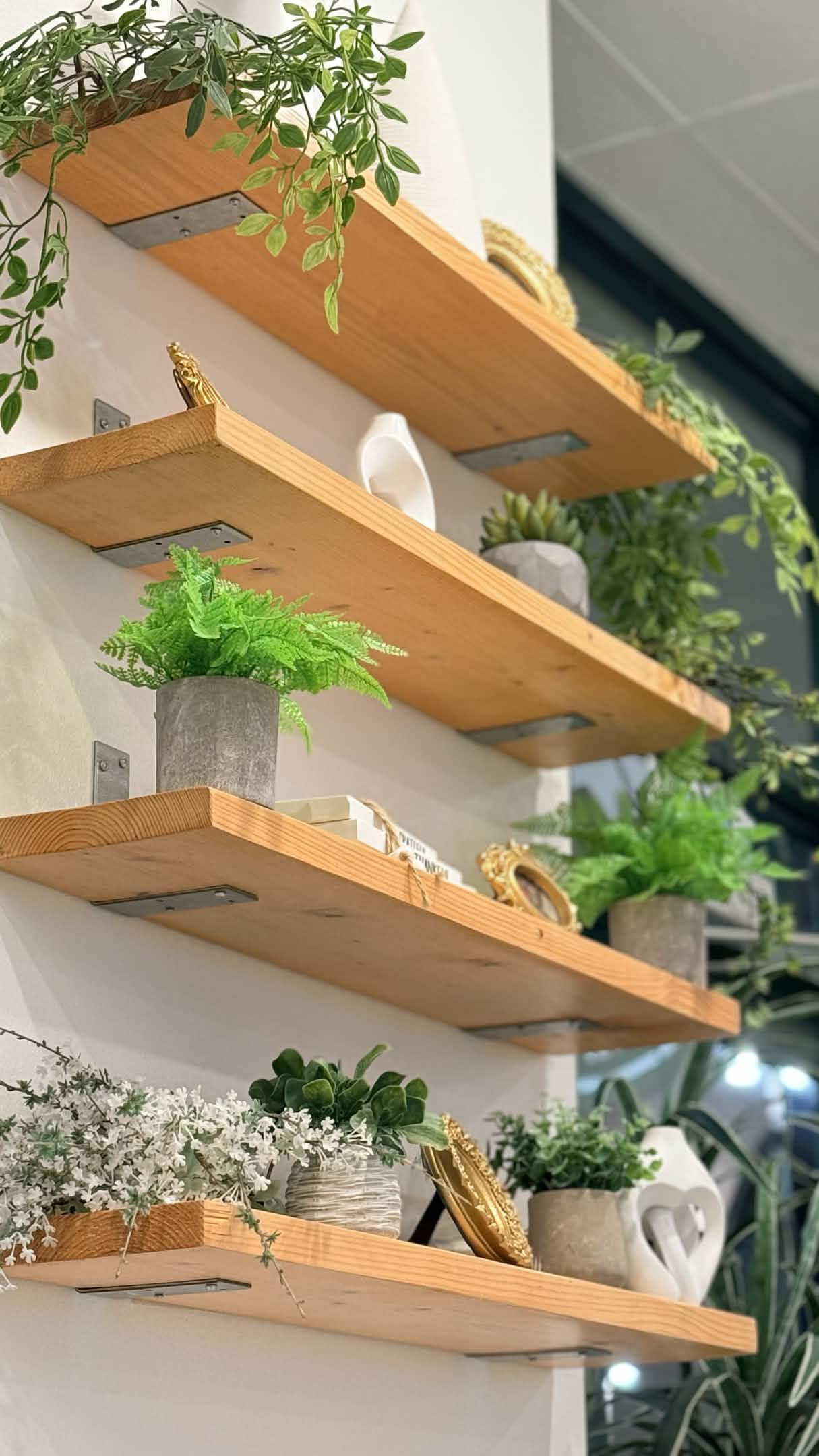 Inside view of Viet Kitchen restaurant